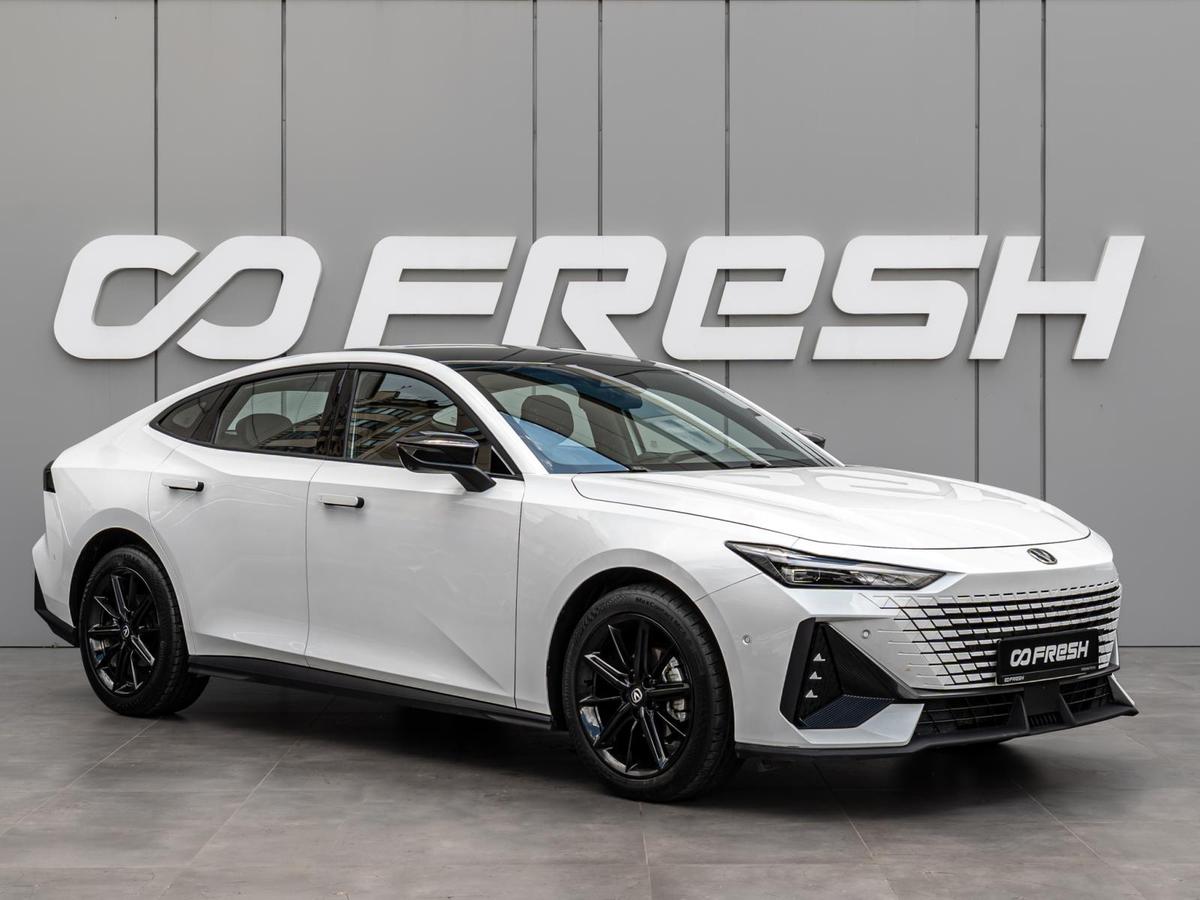 Лифтбек Changan UNI-V 2023 года, 2330000 рублей, Краснодар