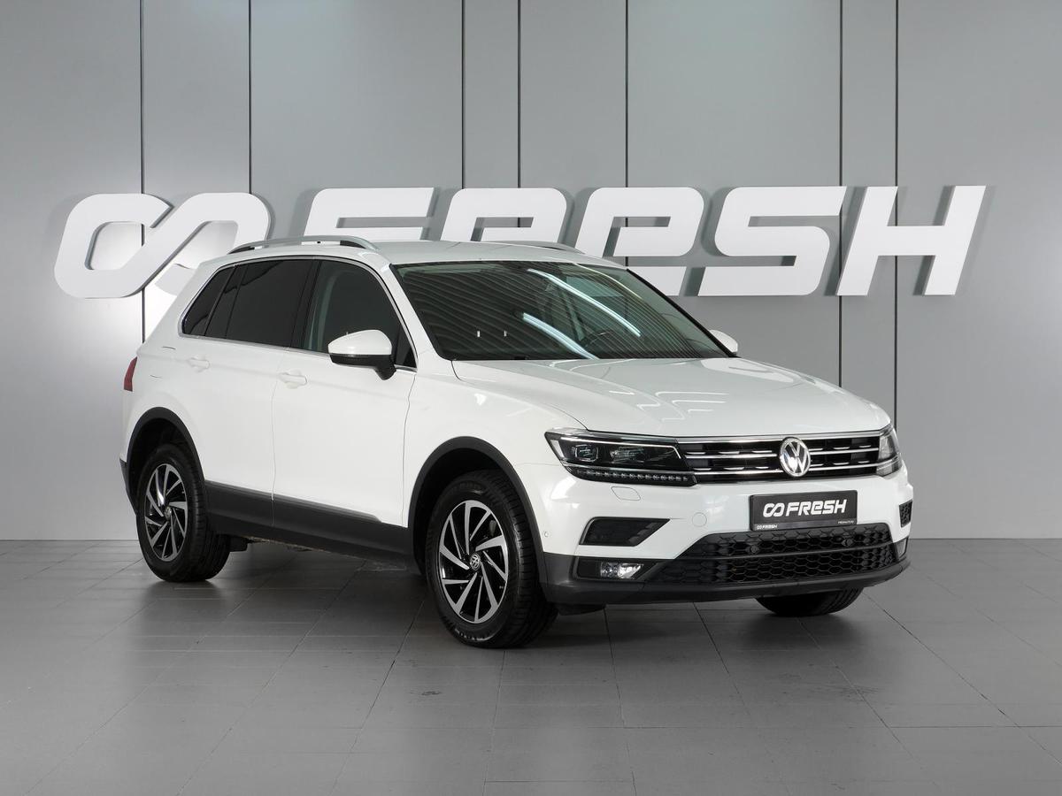 Внедорожник Volkswagen Tiguan 2018 года, 2260000 рублей, Красный Пахарь