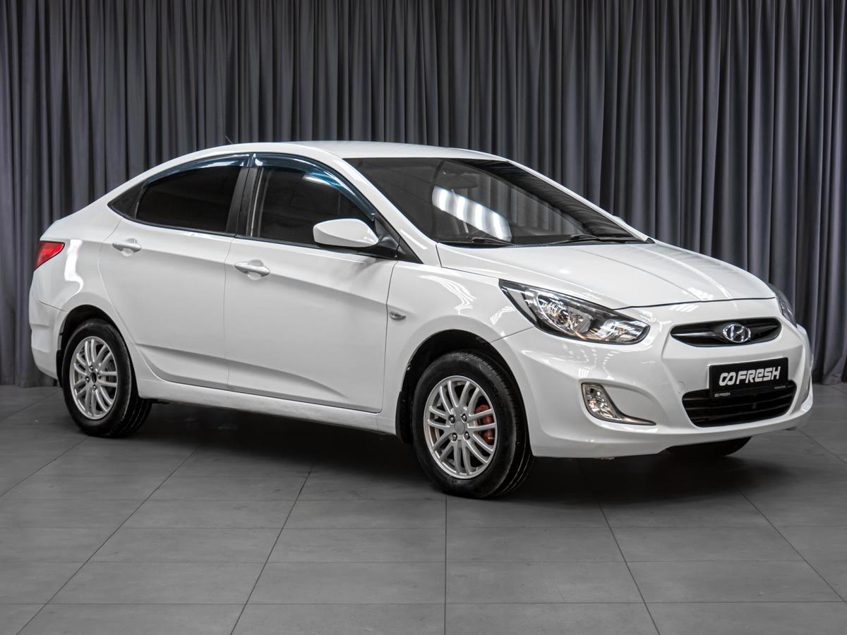 Седан Hyundai Solaris 2013 года, 829000 рублей, Тюмень