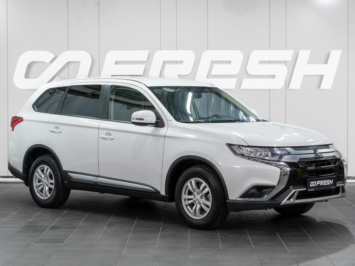 Внедорожник Mitsubishi Outlander 2019 года, 1749000 рублей, Сургут