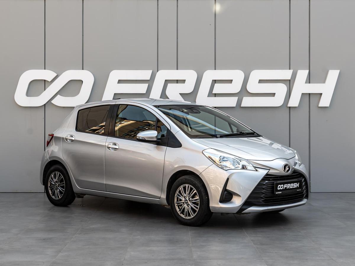 Хетчбэк Toyota Vitz 2019 года, 990000 рублей, Краснодар