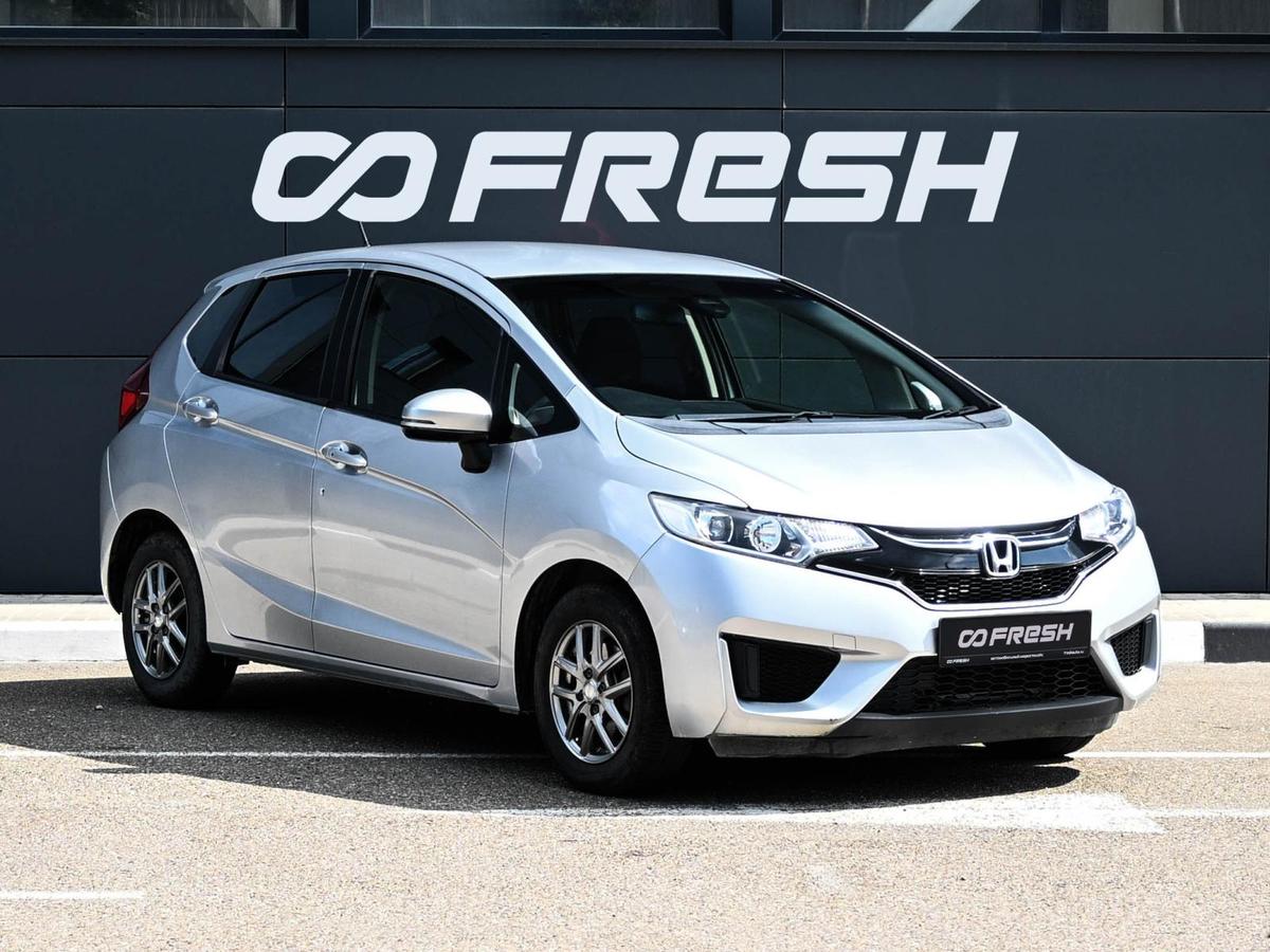 Хетчбэк Honda Fit 2016 года, 1229000 рублей, Кирилловка