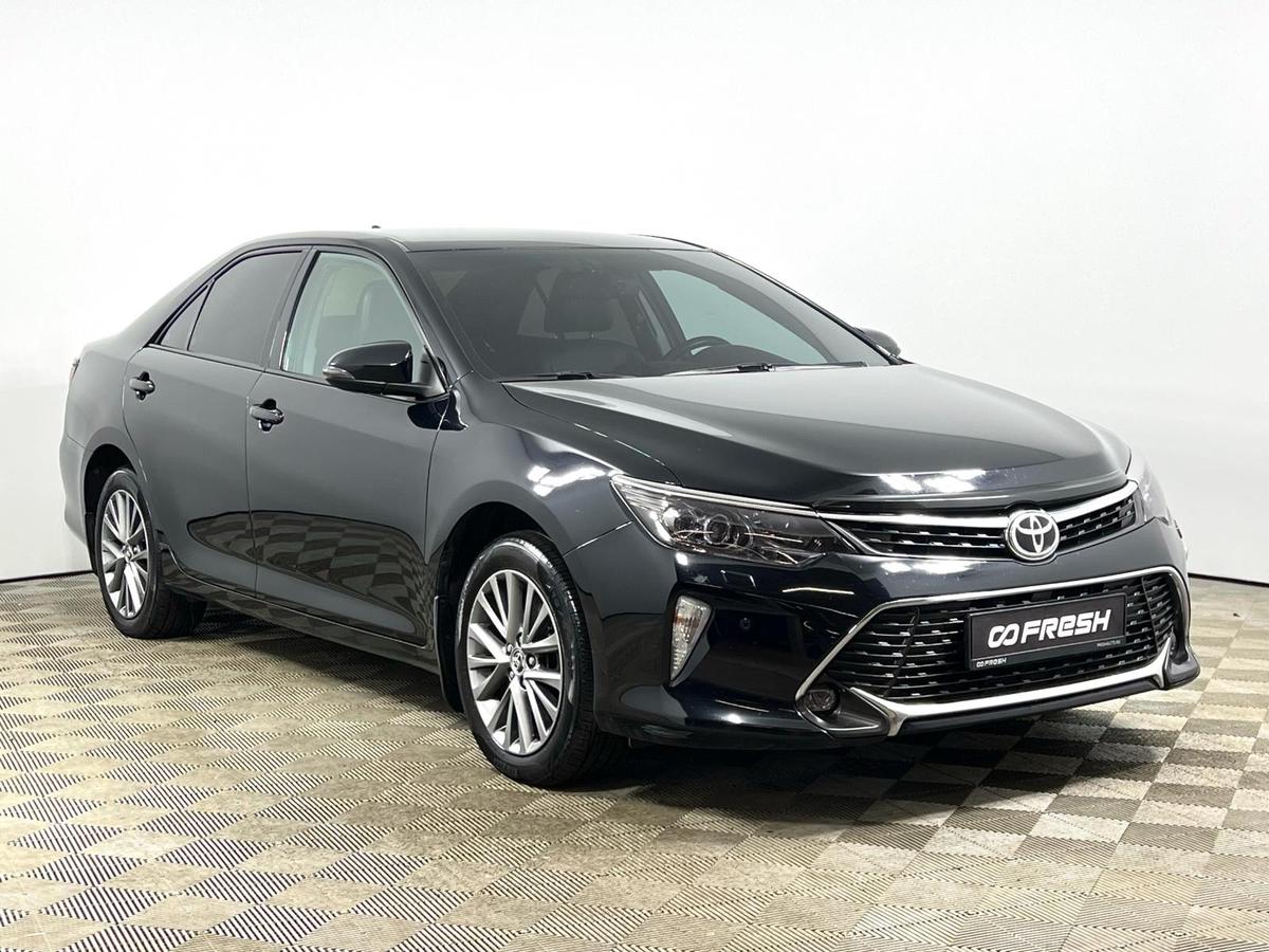 Седан Toyota Camry 2017 года, 2099900 рублей, Казань