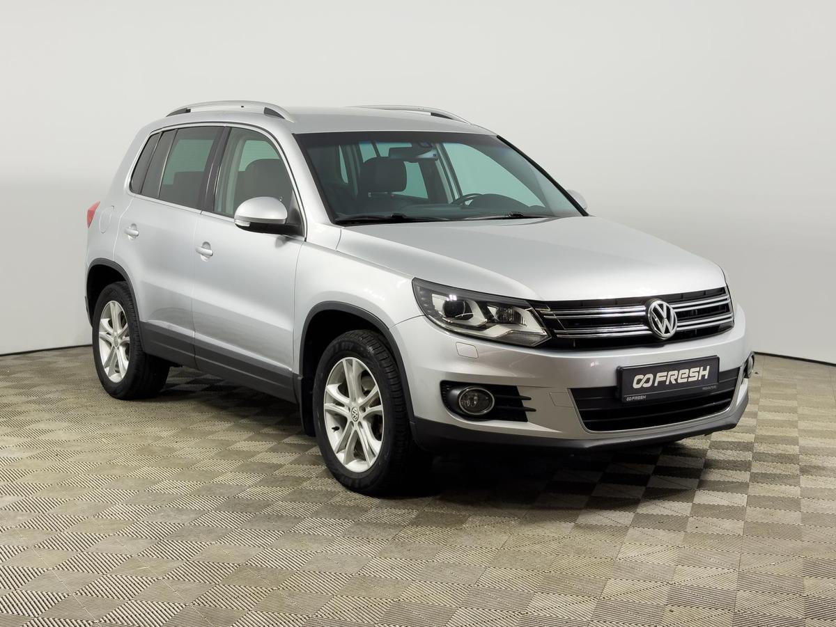 Внедорожник Volkswagen Tiguan 2012 года, 1499500 рублей, Казань