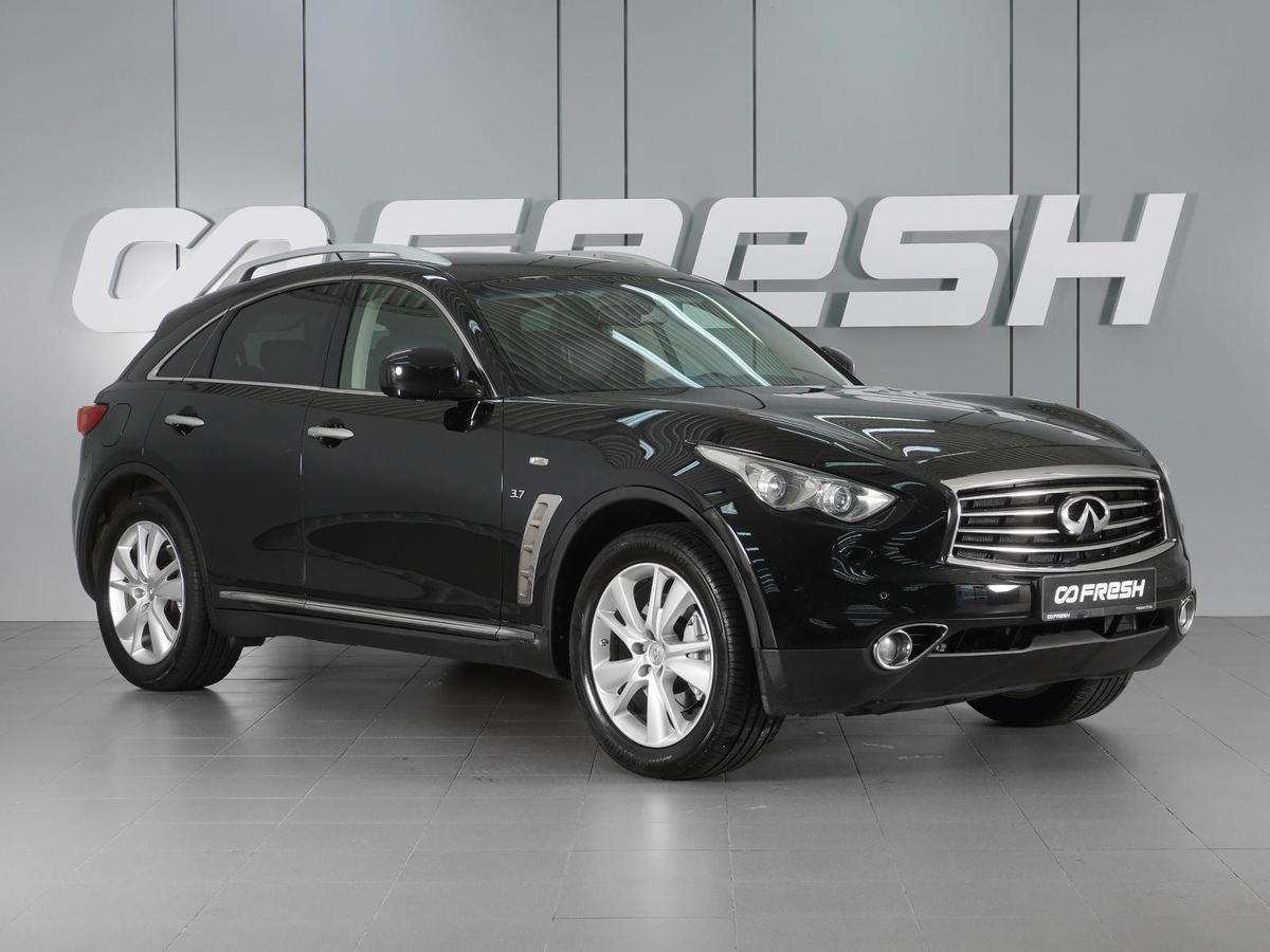 Внедорожник Infiniti QX70 2015 года, 2430000 рублей, Красный Пахарь