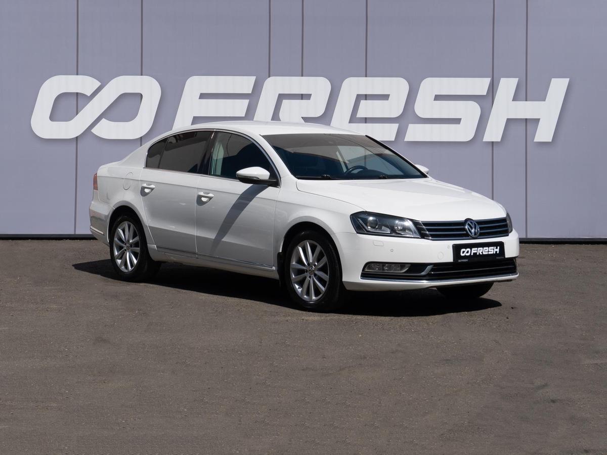 Седан Volkswagen Passat 2011 года, 1019000 рублей, Кропоткин