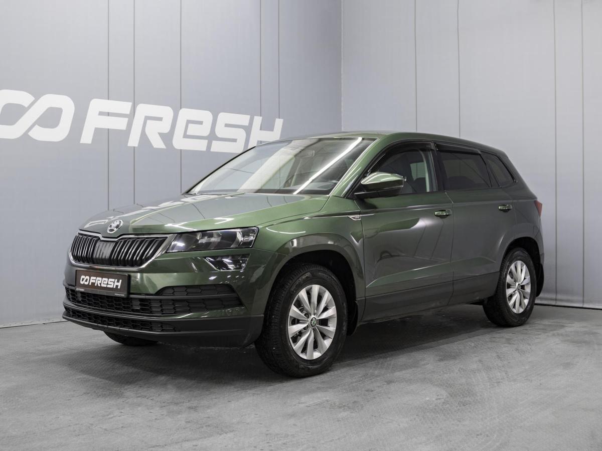 Внедорожник Skoda Karoq 2020 года, 2250000 рублей, Омск