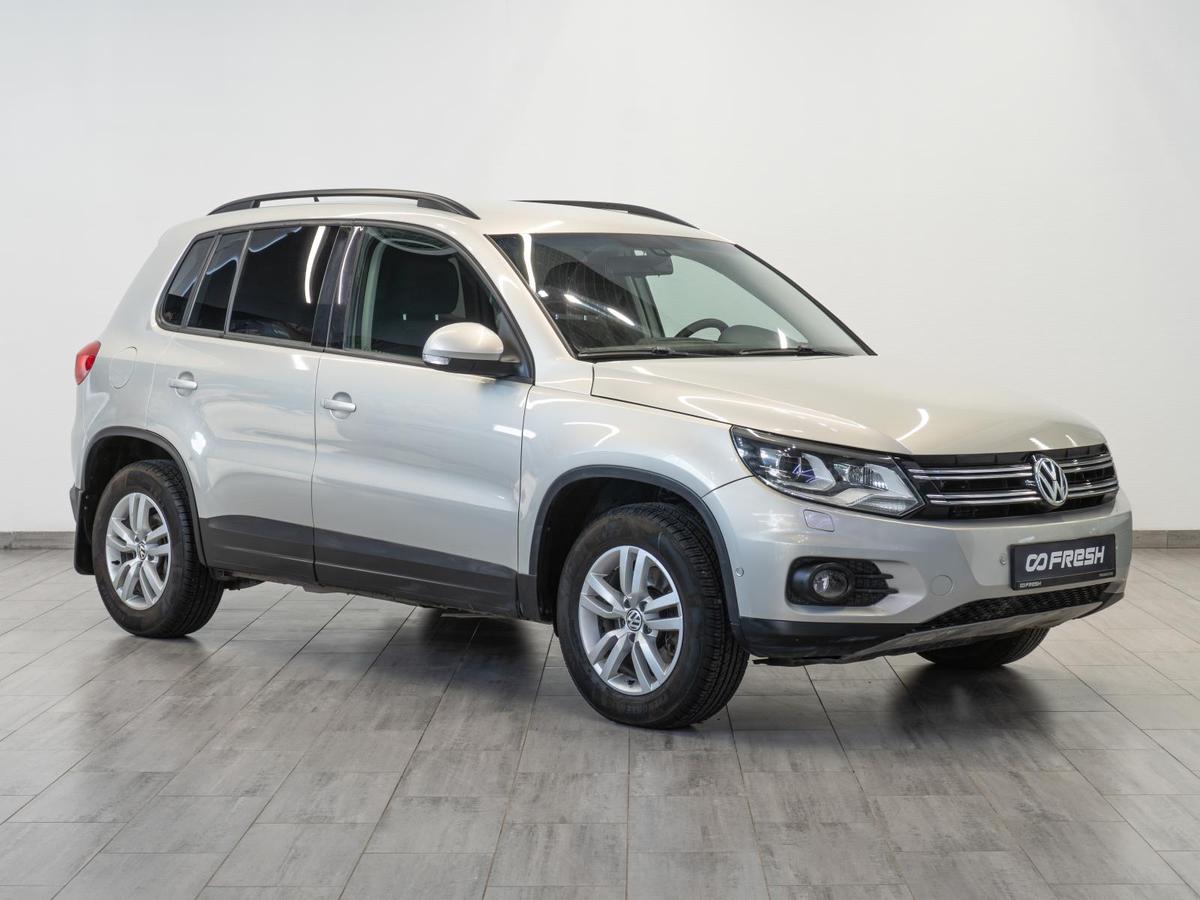Внедорожник Volkswagen Tiguan 2011 года, 1299000 рублей, Саратов
