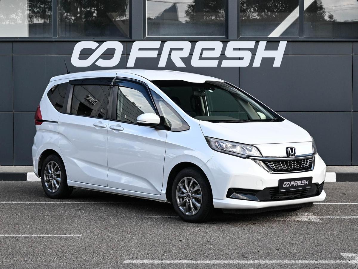 Минивэн Honda Freed 2019 года, 1764000 рублей, Кирилловка