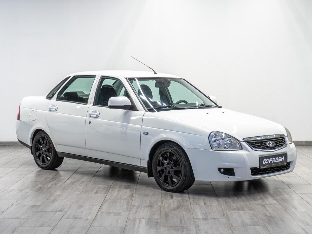 Седан ВАЗ (LADA) Priora 2015 года, 679000 рублей, Саратов