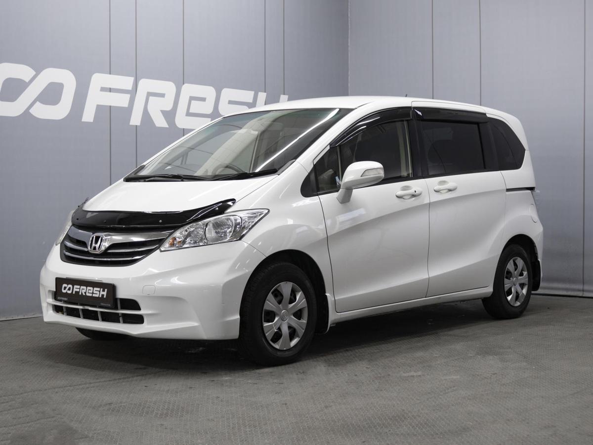 Минивэн Honda Freed 2014 года, 1330000 рублей, Омск