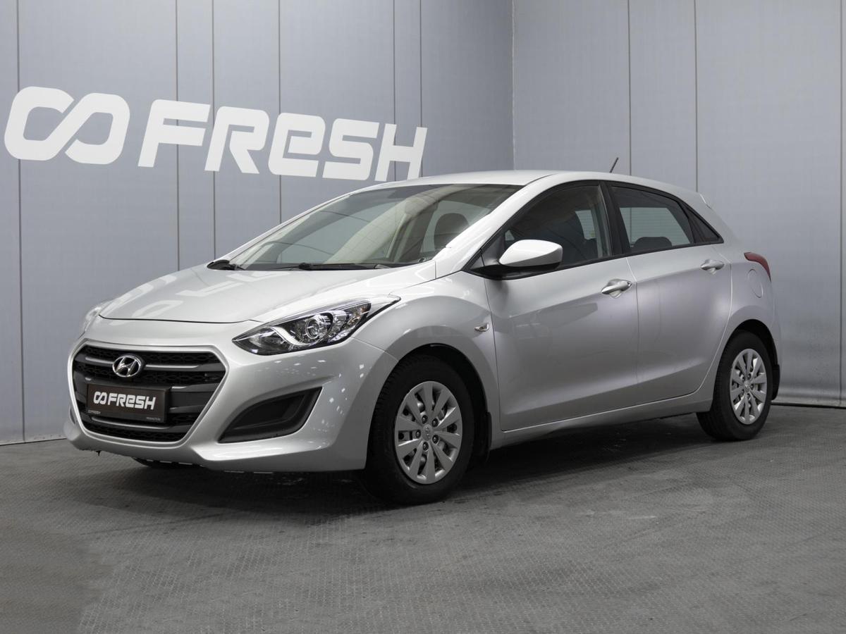Хетчбэк Hyundai i30 2016 года, 1090000 рублей, Омск