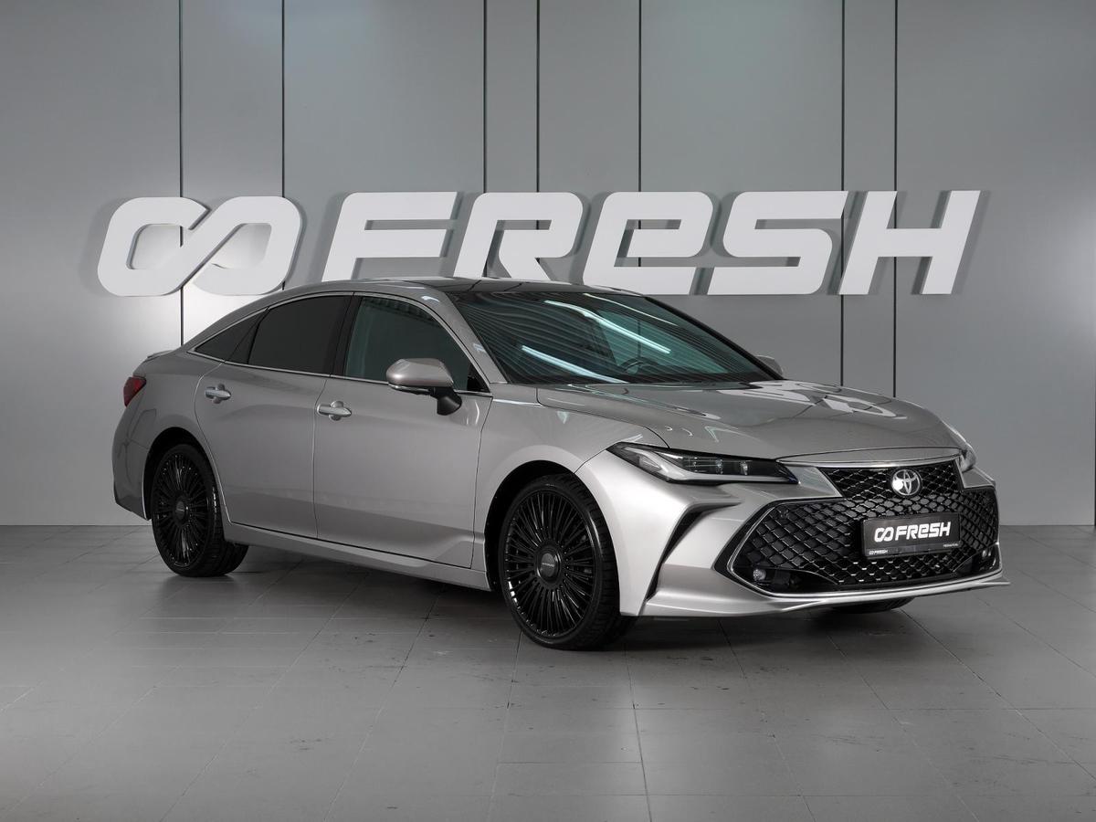 Седан Toyota Avalon 2023 года, 3699000 рублей, Красный Пахарь