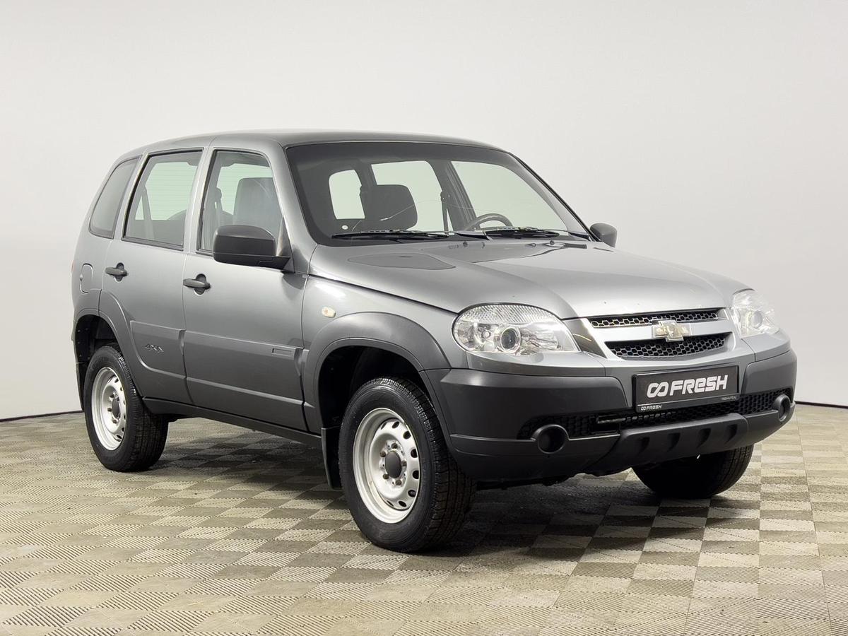 Внедорожник Chevrolet Niva 2019 года, 749900 рублей, Казань