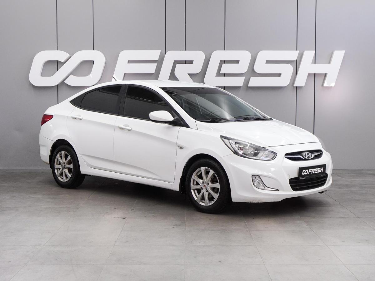 Седан Hyundai Solaris 2011 года, 749000 рублей, Воронеж