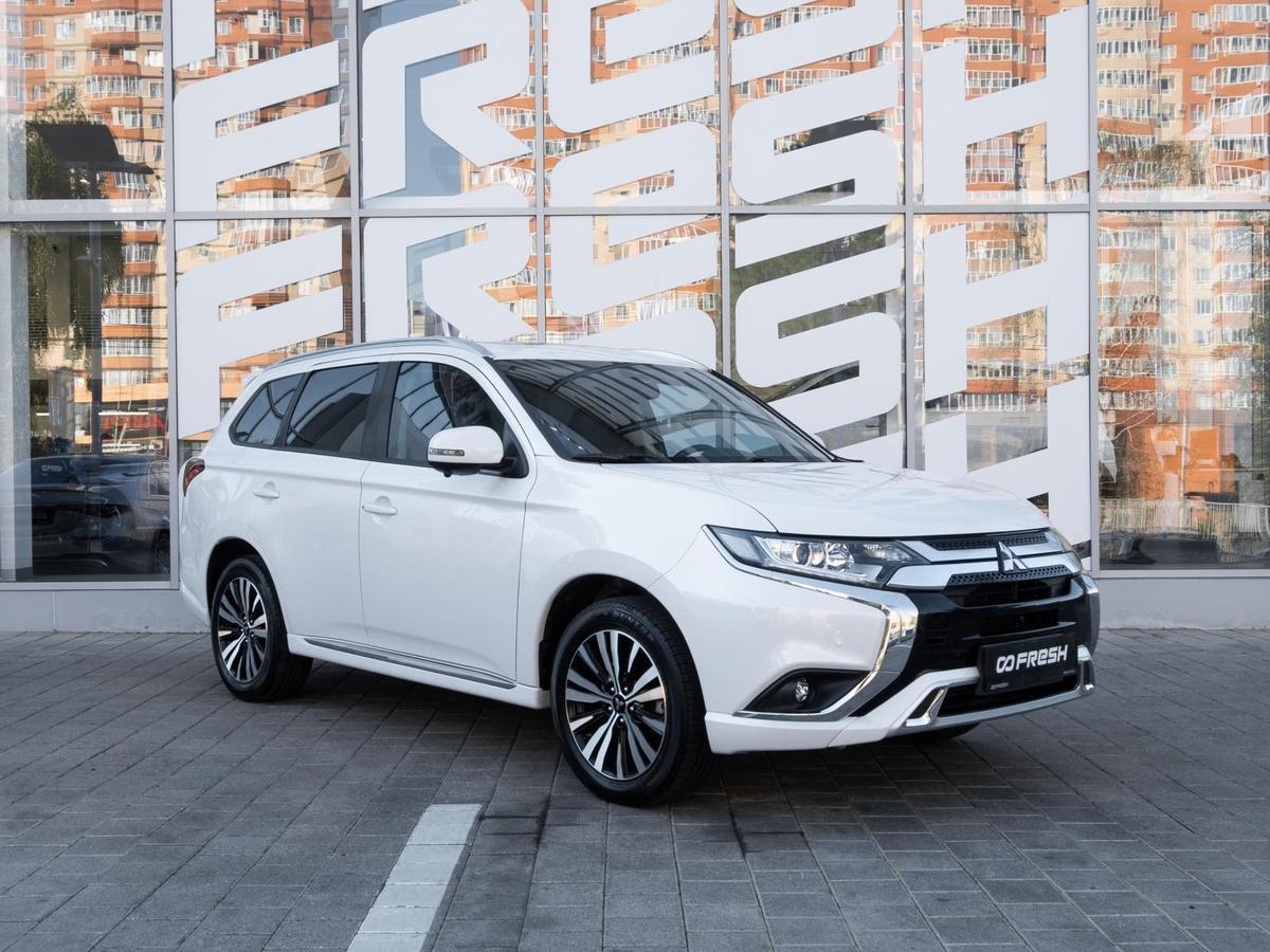 Внедорожник Mitsubishi Outlander 2022 года, 2670000 рублей, Ставрополь