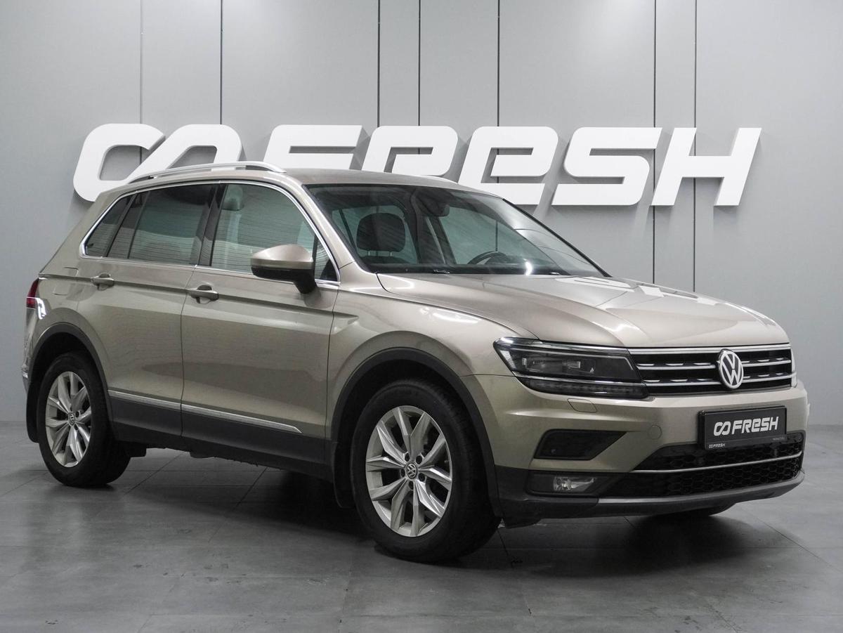 Внедорожник Volkswagen Tiguan 2018 года, 2054000 рублей, Воронеж