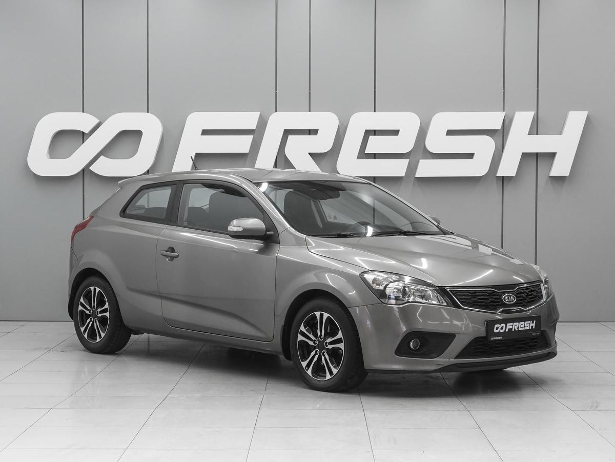 Хетчбэк Kia Ceed 2011 года, 715000 рублей, Ростов-на-Дону