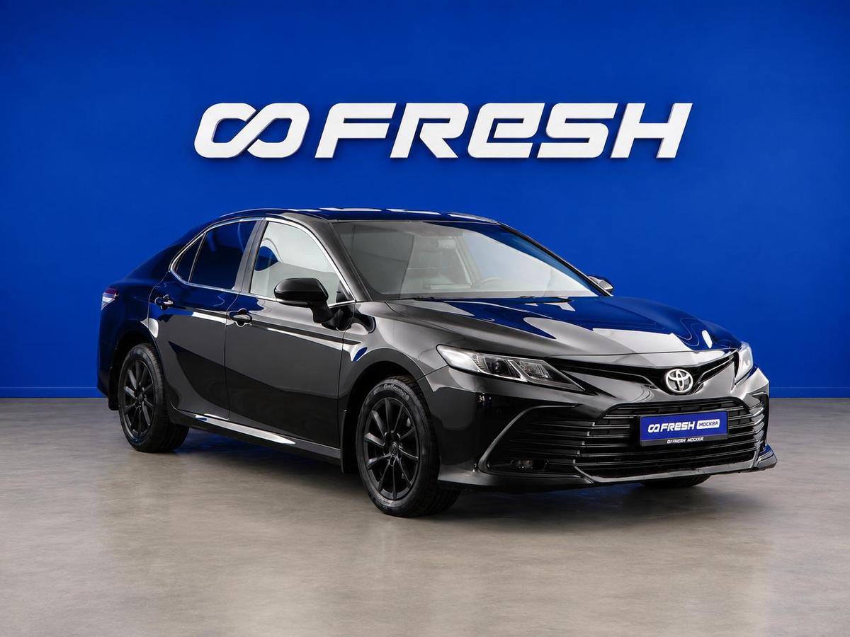 Седан Toyota Camry 2021 года, 2470055 рублей, Москва