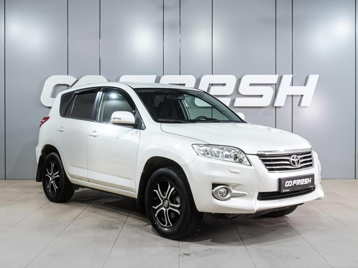 Внедорожник Toyota RAV4 2011 года, 1099000 рублей, Воронеж
