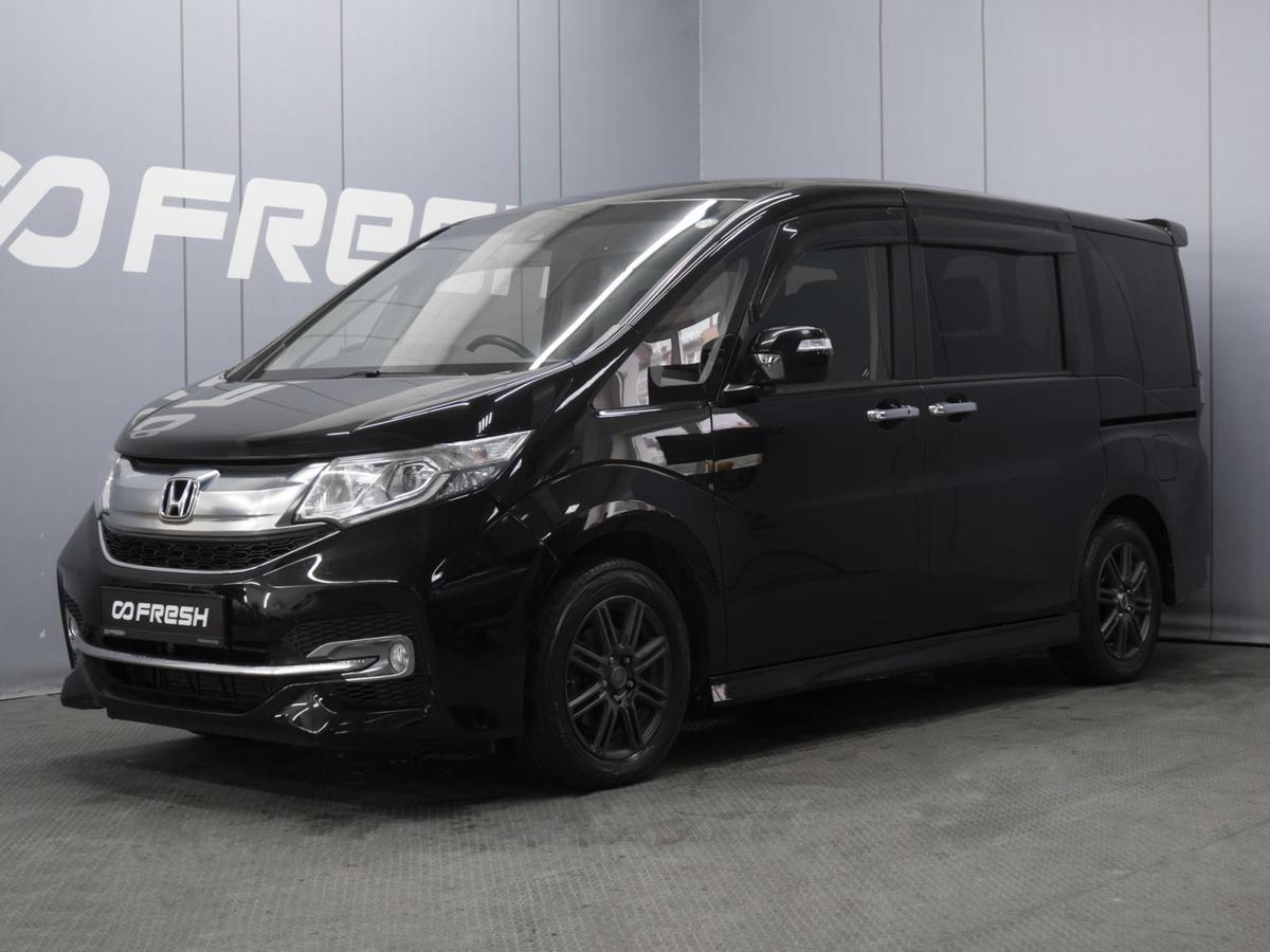 Минивэн Honda Stepwgn 2015 года, 1695000 рублей, Омск