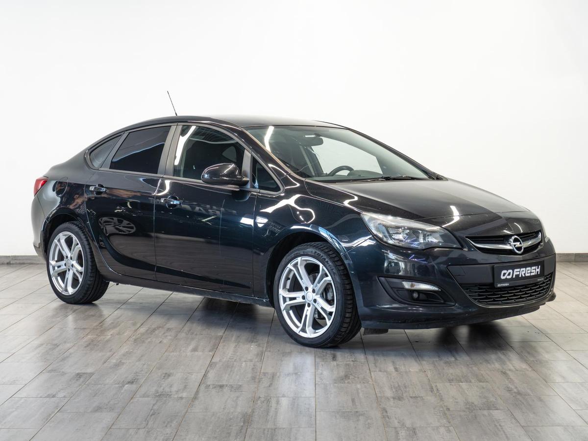 Седан Opel Astra 2013 года, 929000 рублей, Саратов