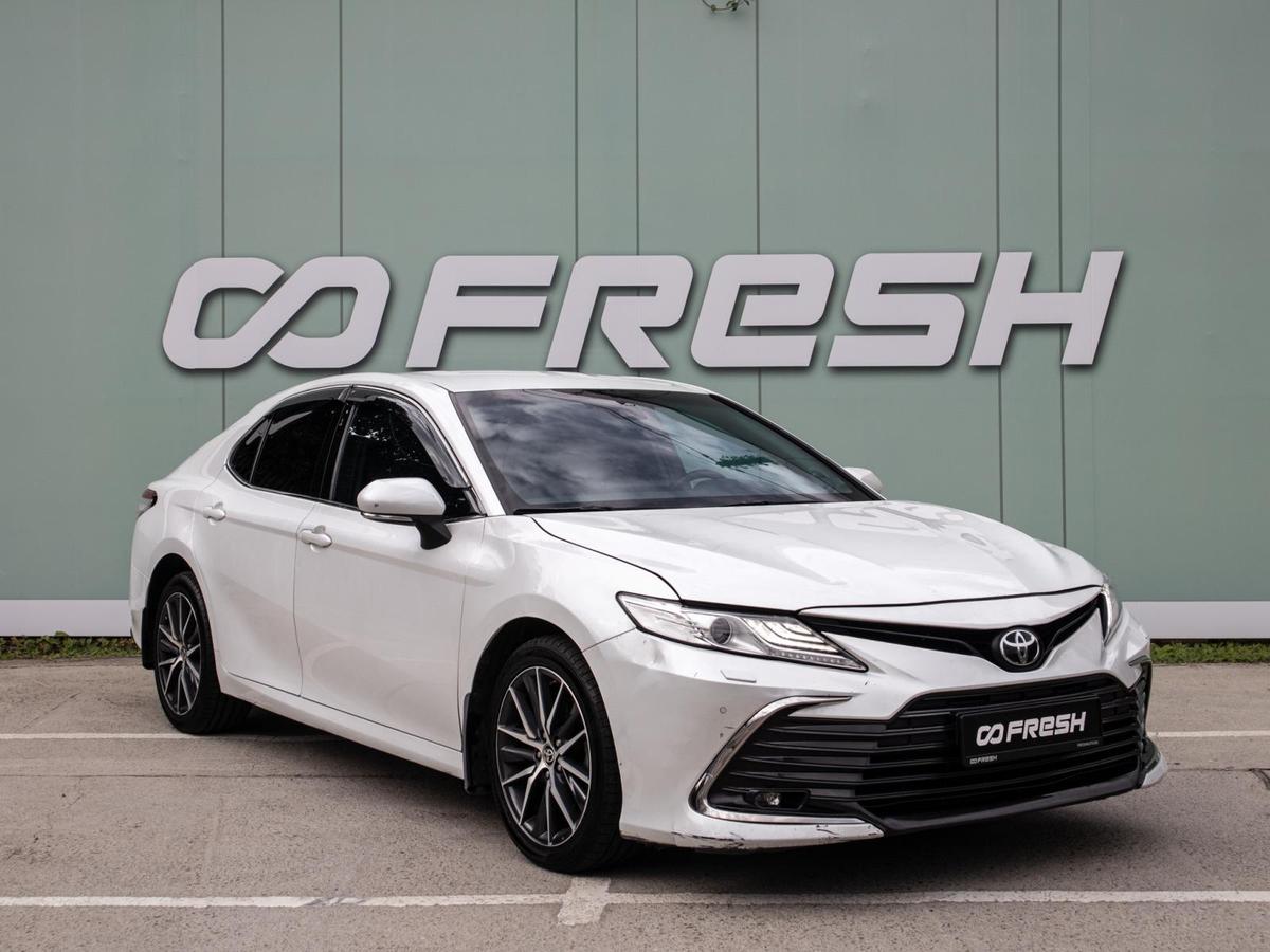 Седан Toyota Camry 2021 года, 2440000 рублей, Большой Сочи