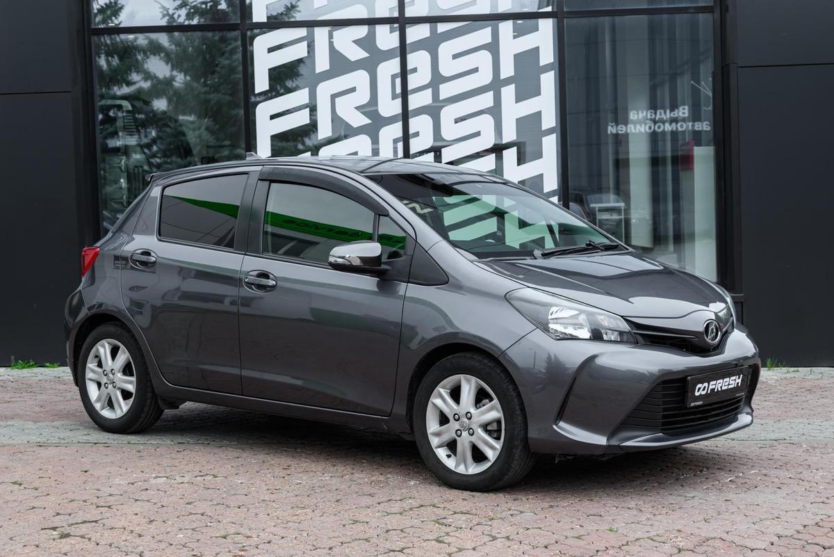 Хетчбэк Toyota Vitz 2015 года, 939000 рублей, Ульяновск