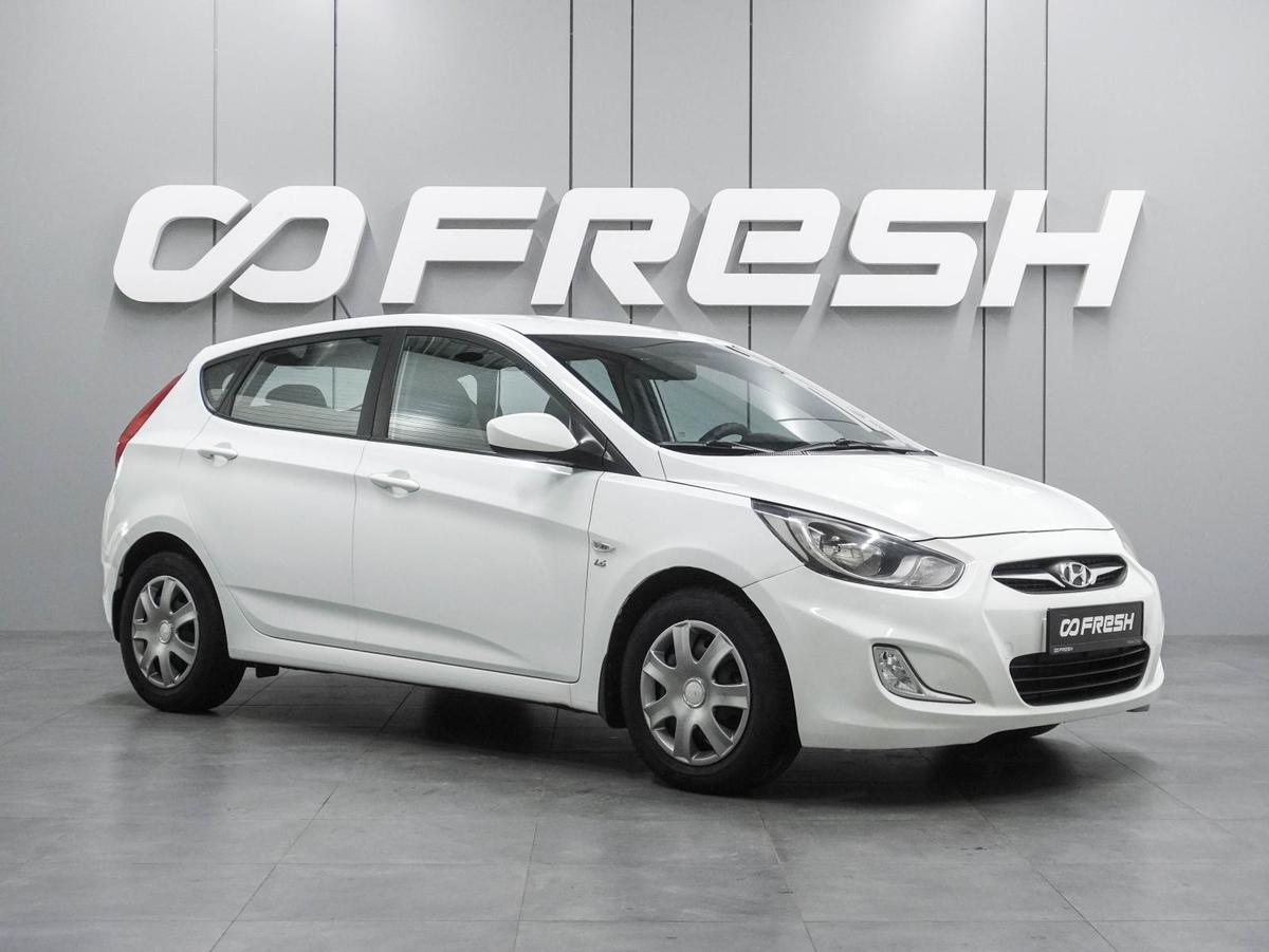 Хетчбэк Hyundai Solaris 2012 года, 809000 рублей, Воронеж