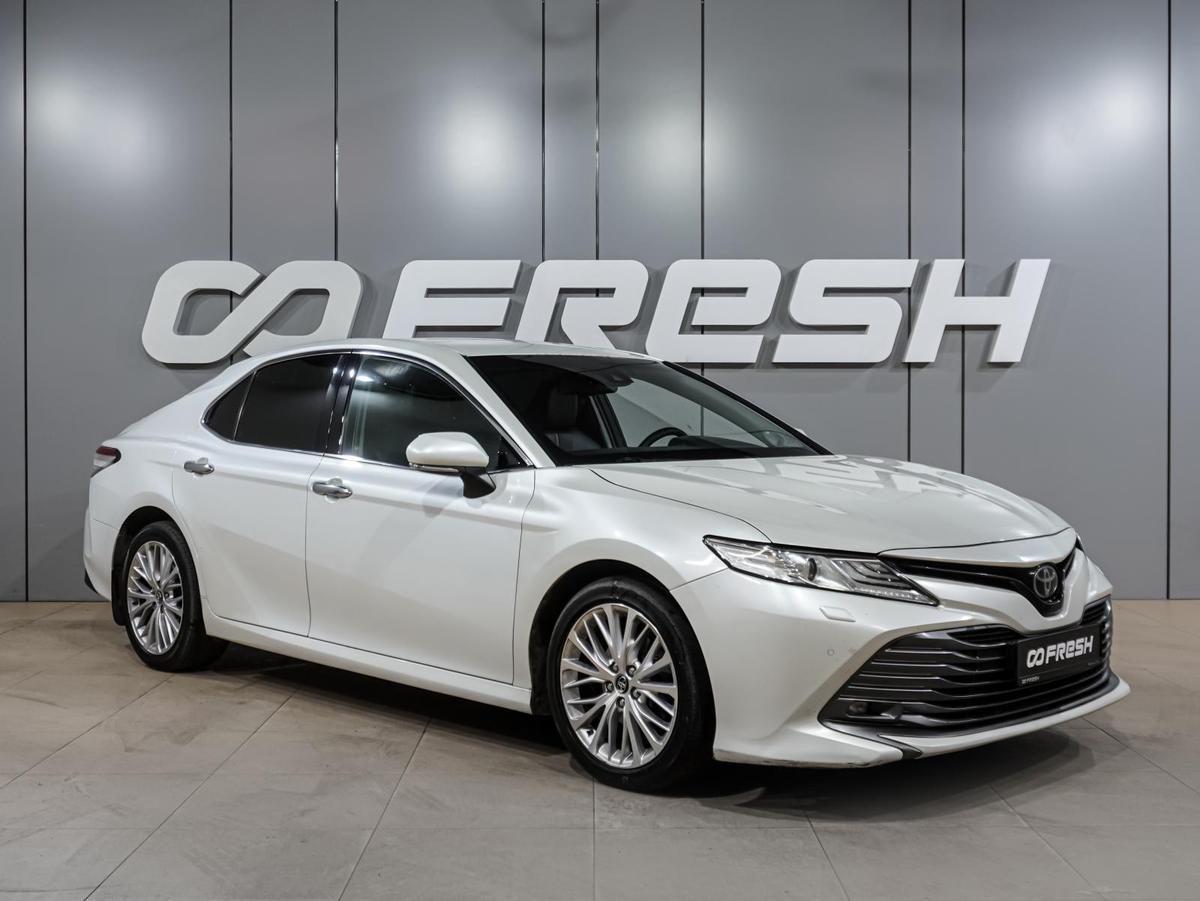 Седан Toyota Camry 2019 года, 2549000 рублей, Воронеж