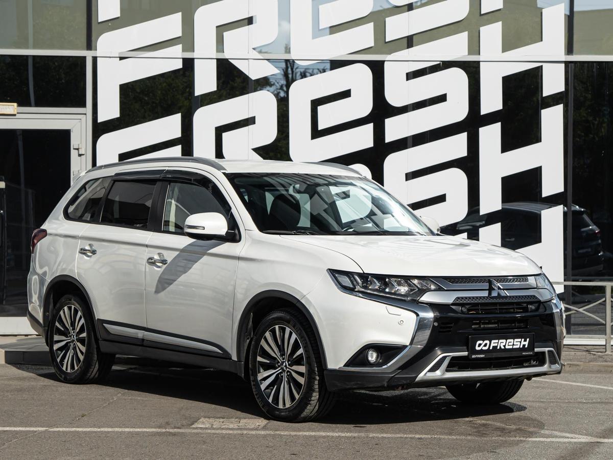 Внедорожник Mitsubishi Outlander 2018 года, 2049000 рублей, Волгоград
