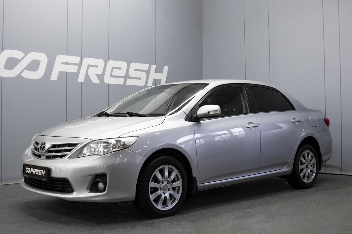 Седан Toyota Corolla 2012 года, 1170000 рублей, Омск