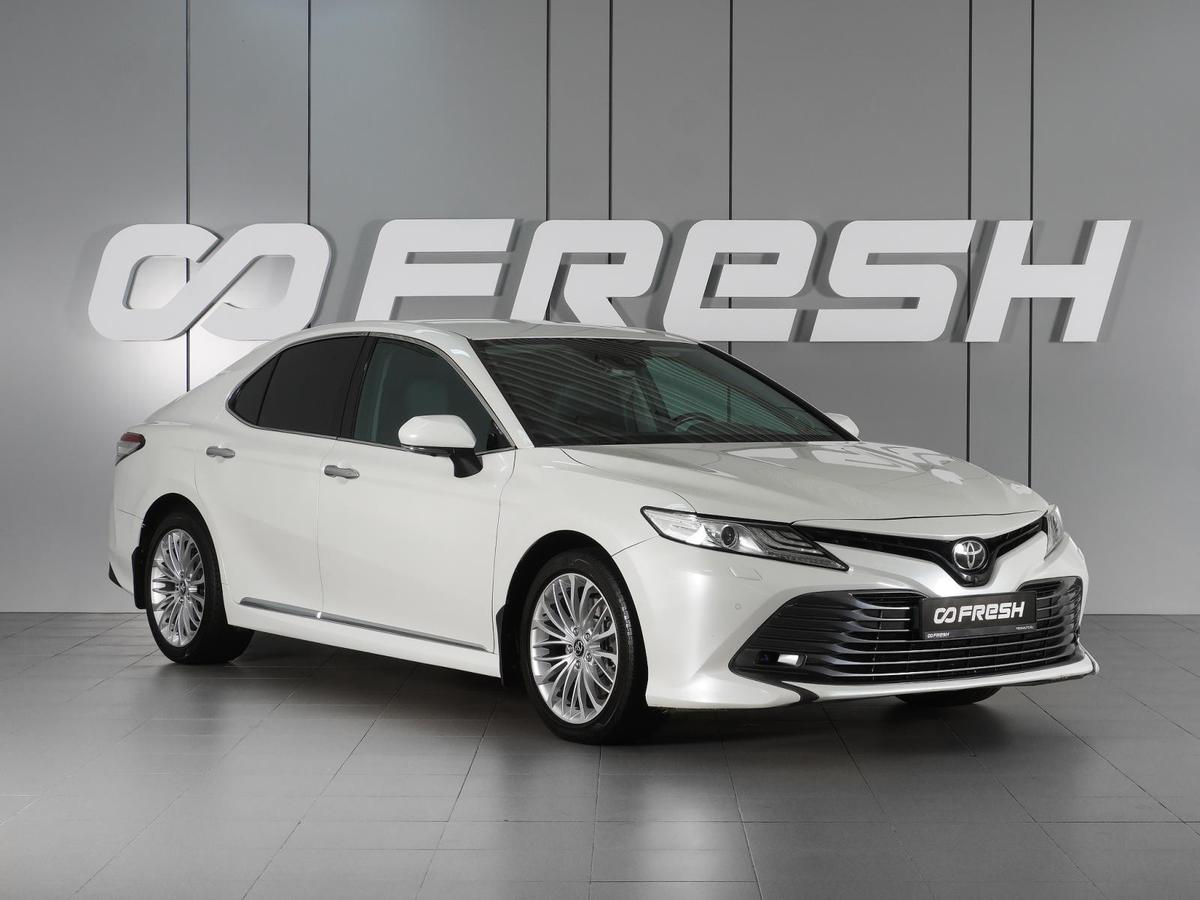 Седан Toyota Camry 2020 года, 3199000 рублей, Красный Пахарь
