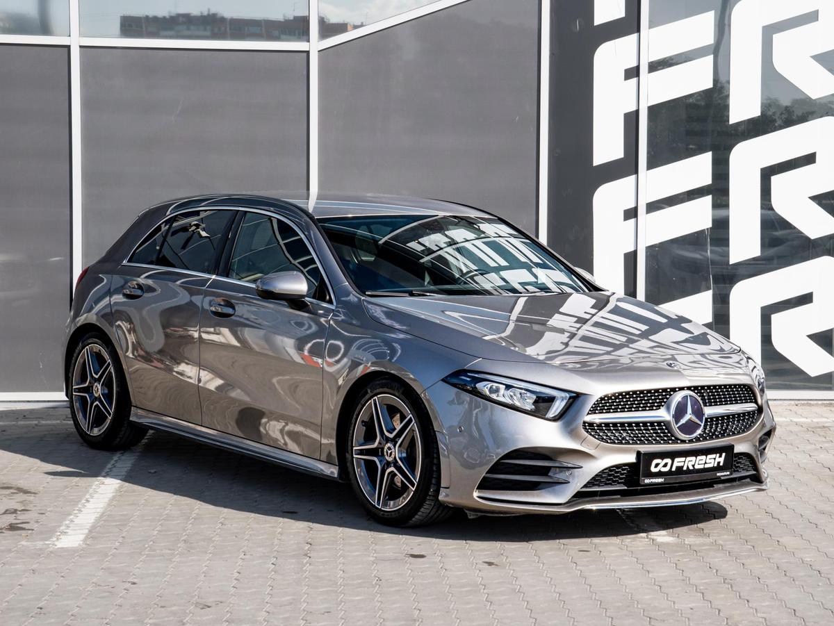 Хетчбэк Mercedes-benz A-класс 2019 года, 2590000 рублей, Краснодар