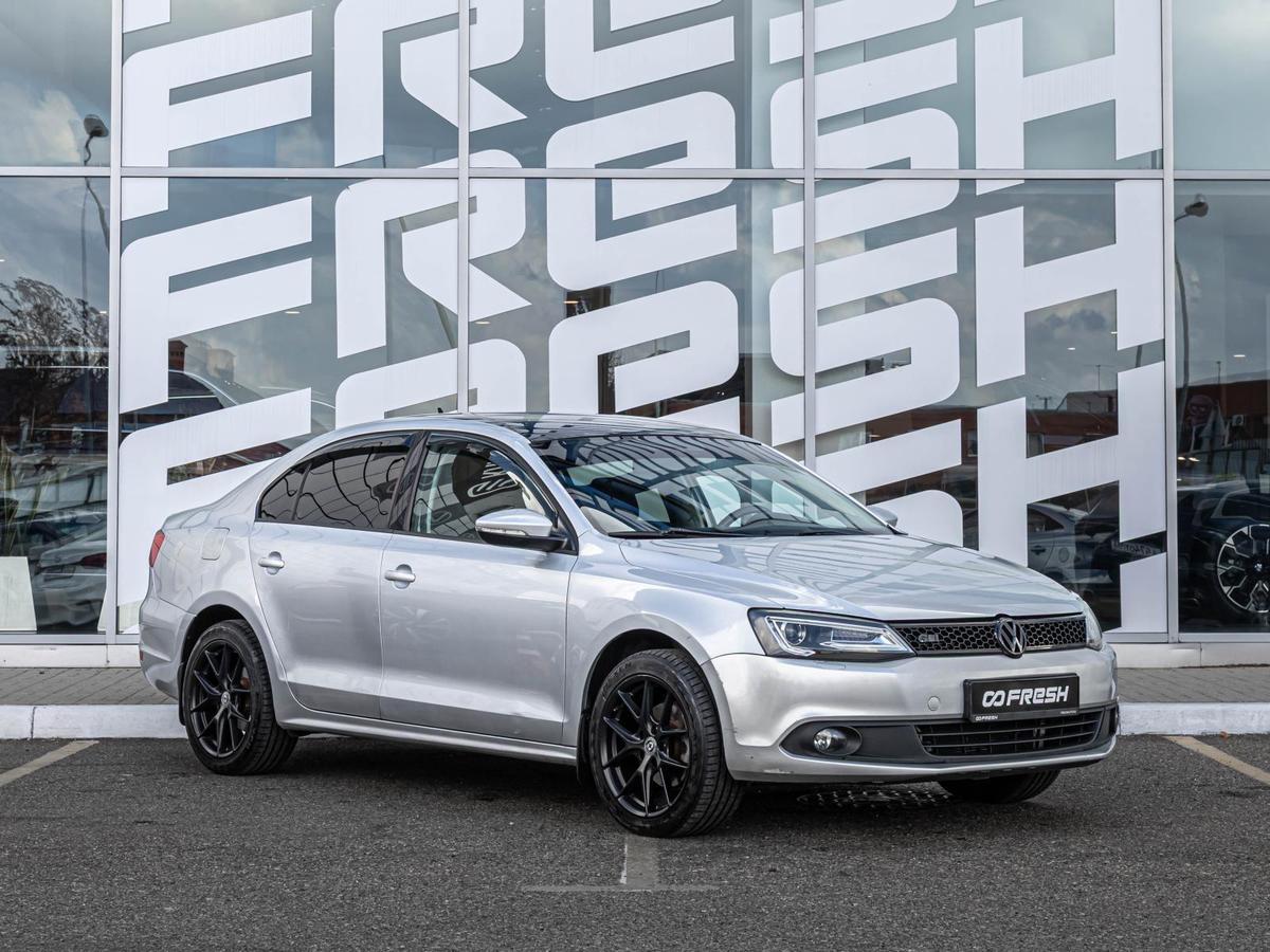 Седан Volkswagen Jetta 2012 года, 980000 рублей, Краснодар