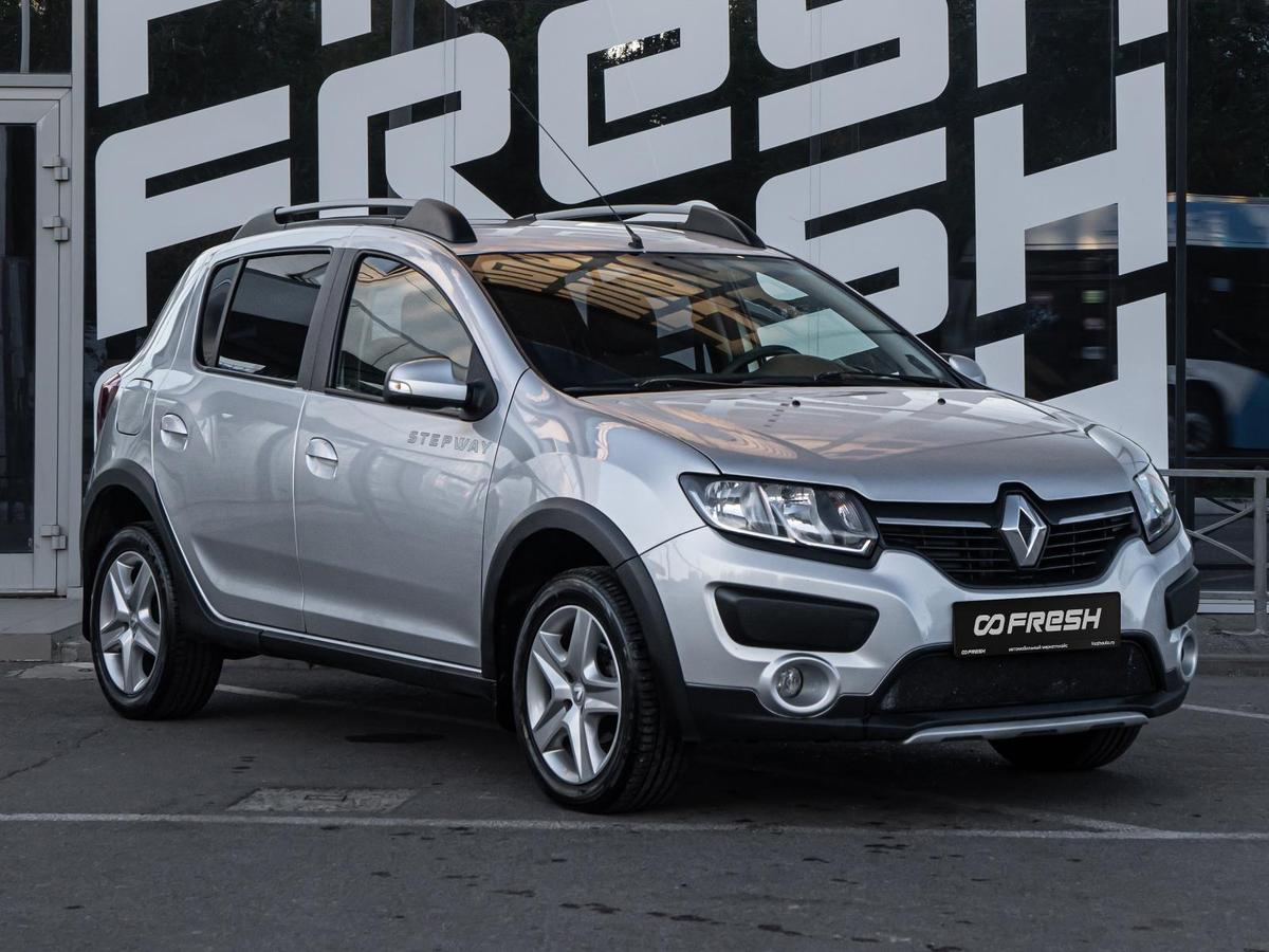 Хетчбэк Renault Sandero Stepway 2015 года, 847500 рублей, Волгоград