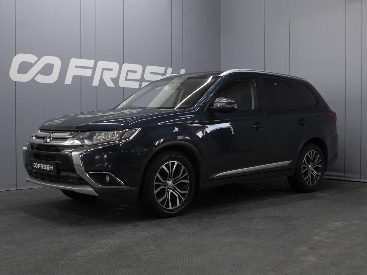Внедорожник Mitsubishi Outlander 2017 года, 1515000 рублей, Омск