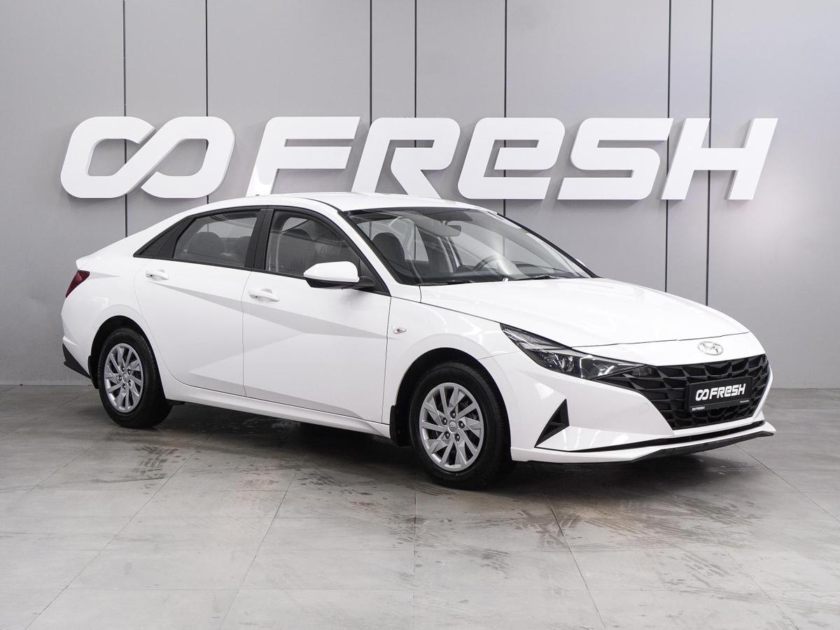 Седан Hyundai Elantra 2022 года, 1999000 рублей, Воронеж