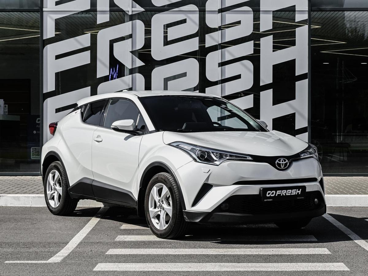 Внедорожник Toyota C-HR 2018 года, 2399000 рублей, Волгоград