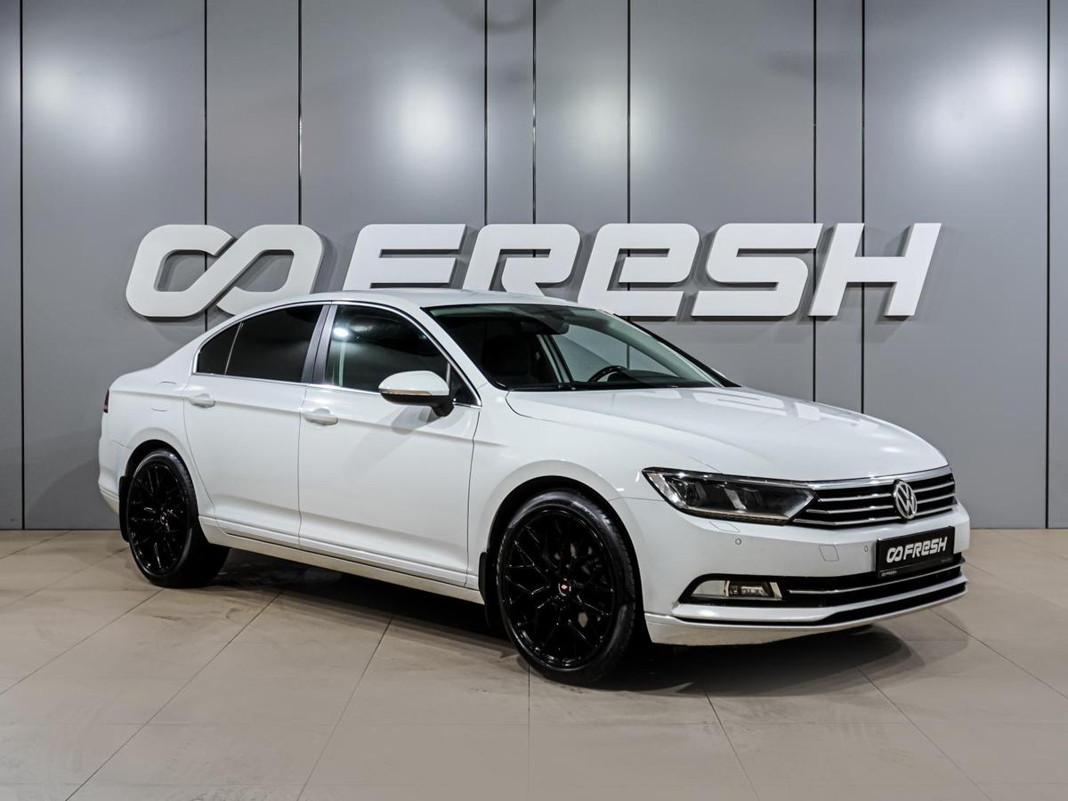 Седан Volkswagen Passat 2018 года, 1699000 рублей, Воронеж