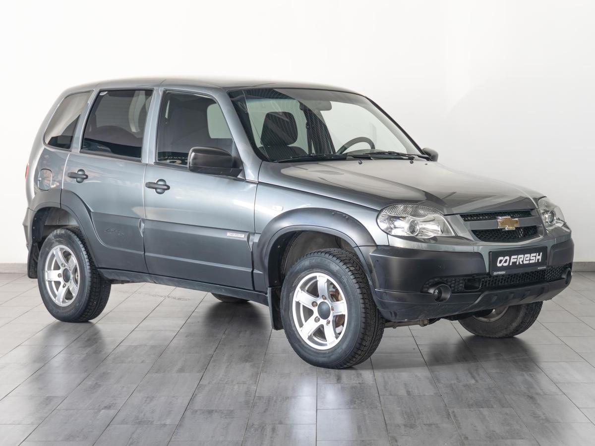 Внедорожник Chevrolet Niva 2019 года, 799000 рублей, Саратов