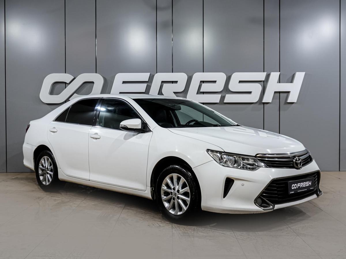 Седан Toyota Camry 2015 года, 1749000 рублей, Воронеж