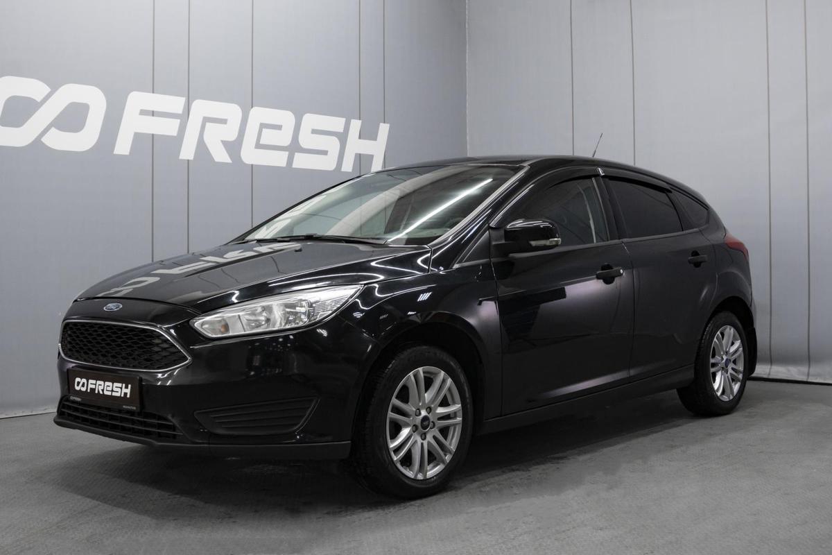 Хетчбэк Ford Focus 2018 года, 920000 рублей, Омск