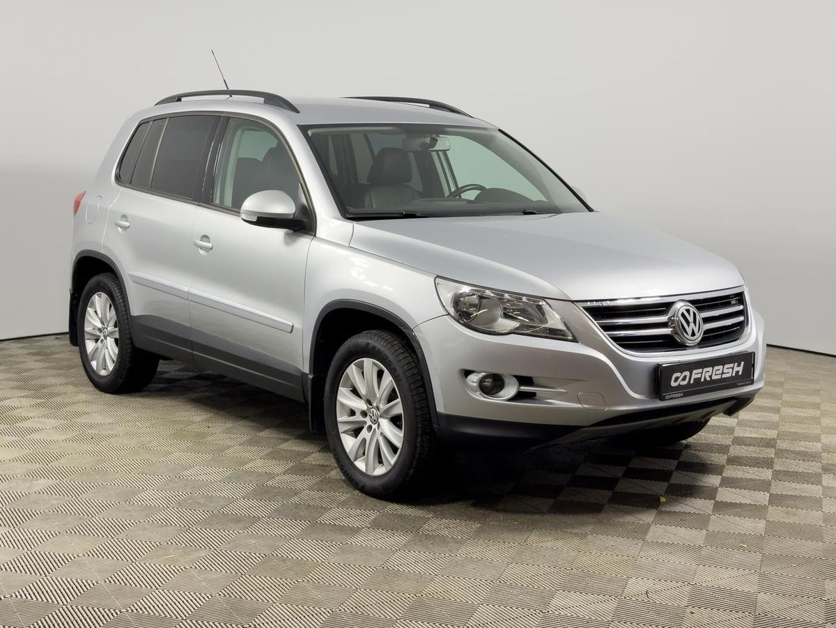 Внедорожник Volkswagen Tiguan 2010 года, 1243100 рублей, Казань