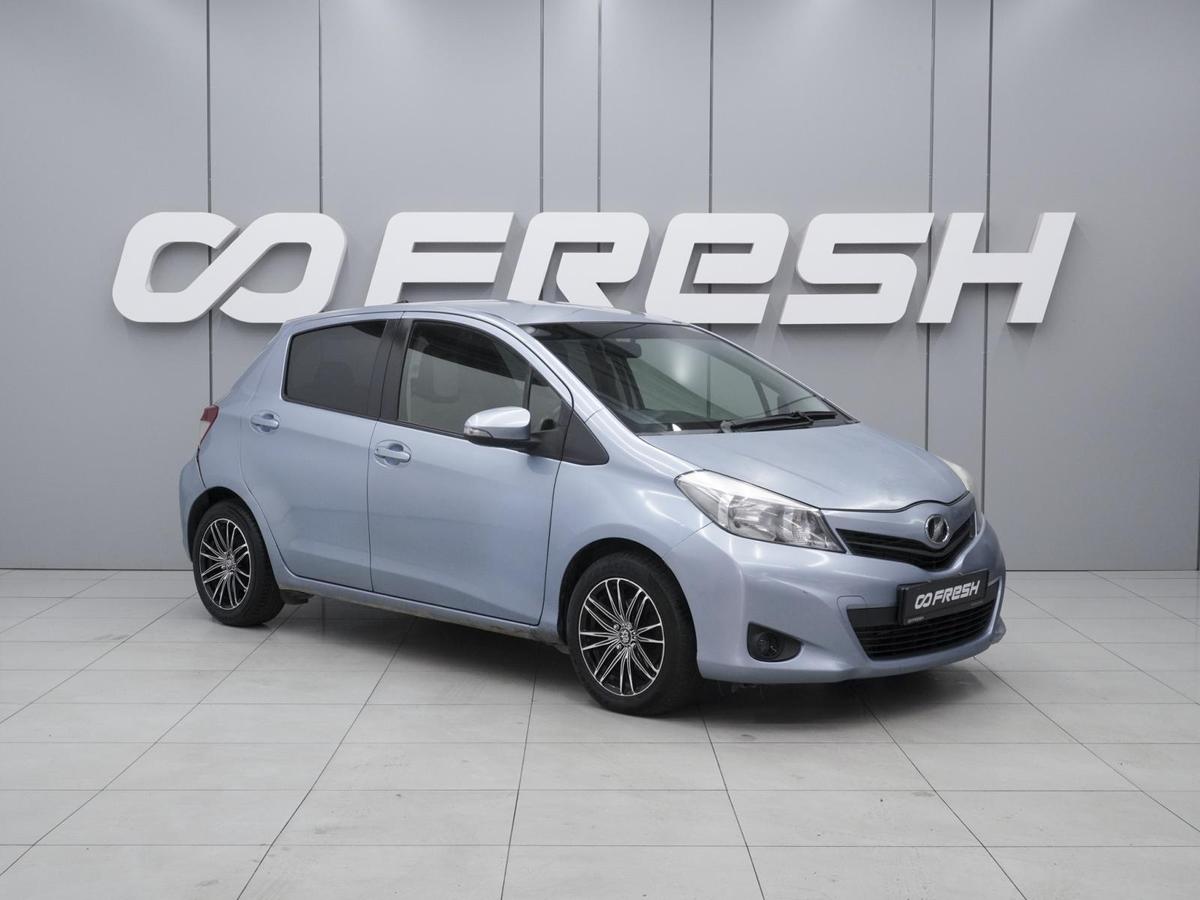 Хетчбэк Toyota Vitz 2013 года, 570000 рублей, Ростов-на-Дону