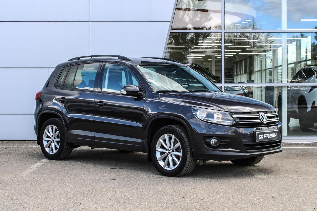 Внедорожник Volkswagen Tiguan 2015 года, 1449000 рублей, Ярославль