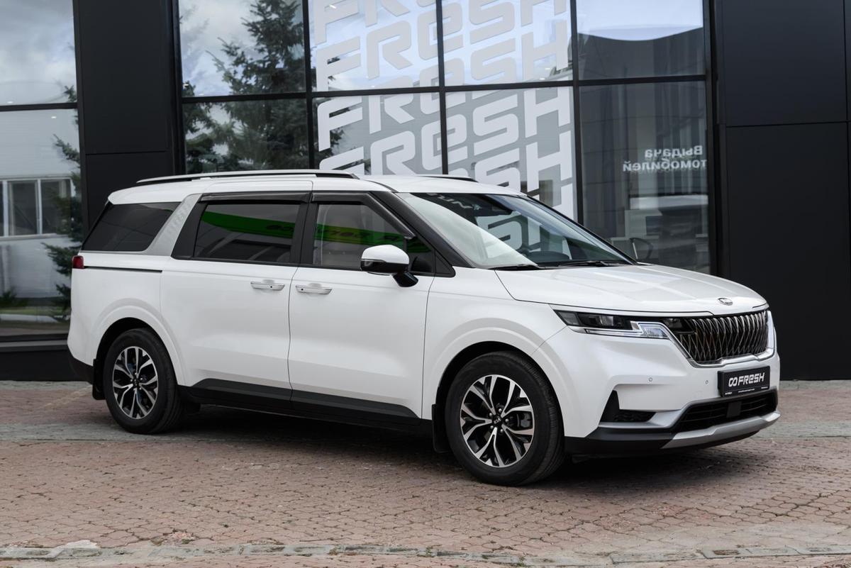 Минивэн Kia Carnival 2020 года, 3599000 рублей, Ульяновск
