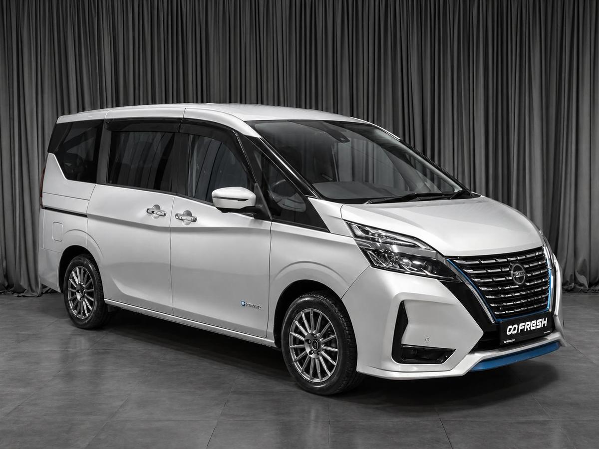 Минивэн Nissan Serena 2018 года, 2070000 рублей, Тюмень