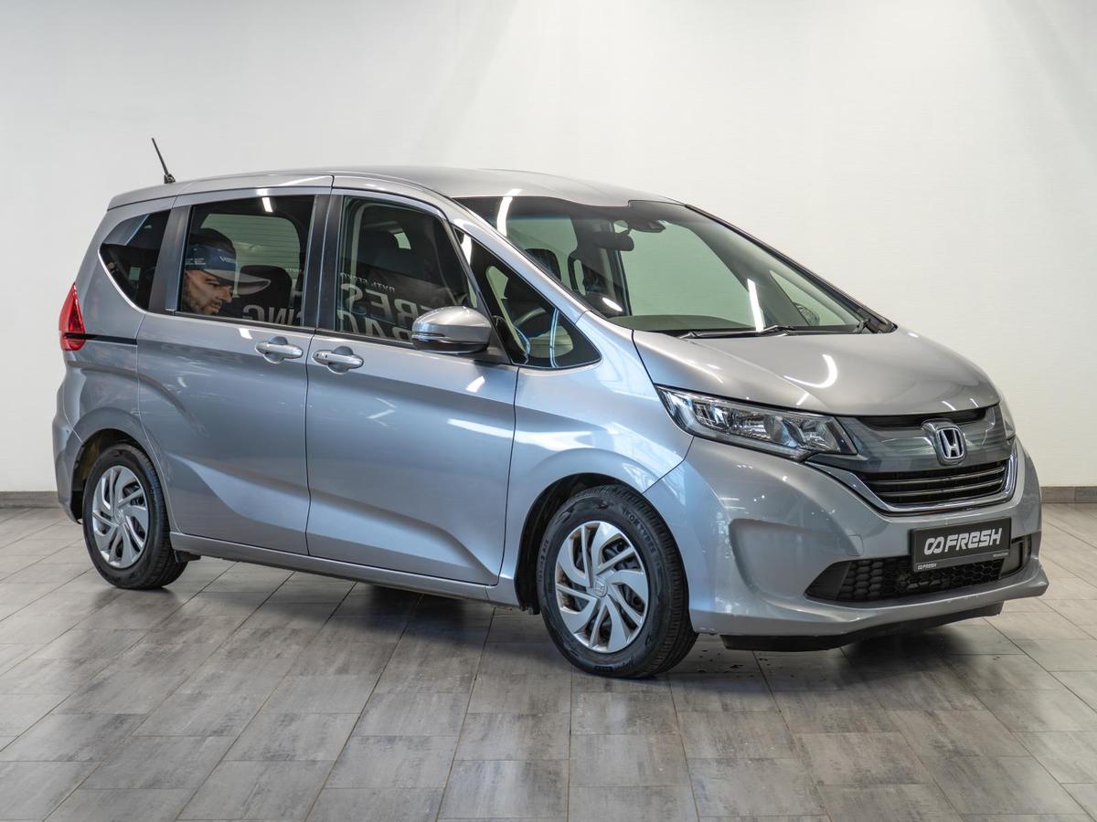 Минивэн Honda Freed 2019 года, 1349000 рублей, Саратов