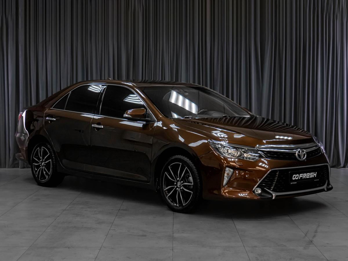 Седан Toyota Camry 2018 года, 2199000 рублей, Тюмень